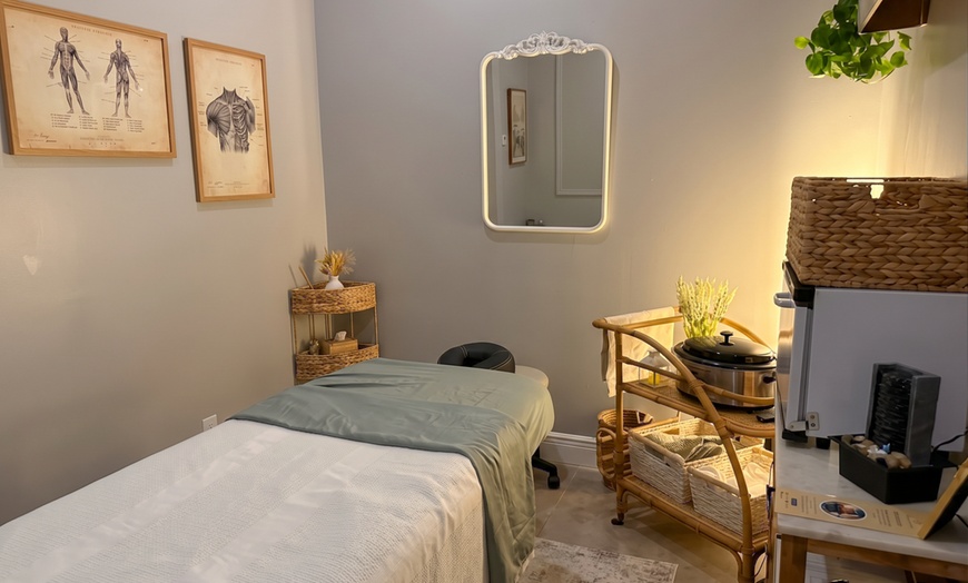 Image 4: 60-Minute Swedish or Deep Tissue Massage + Add on