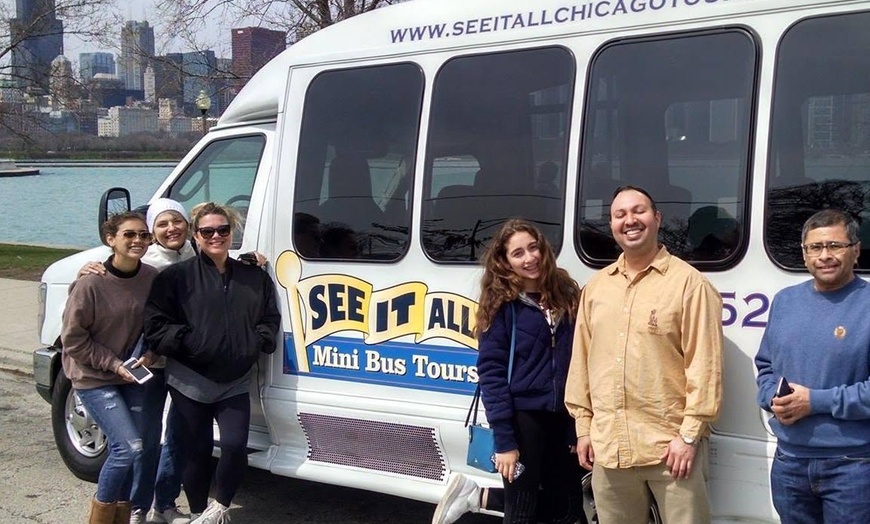 Image 3: Award-Winning Chicago Tours: Mini-Bus Tours