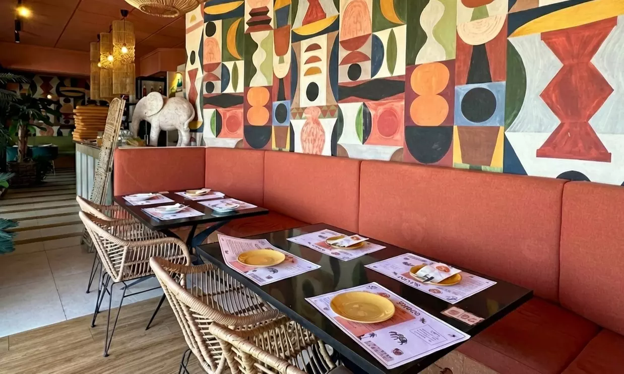 Cata de 4 vinos frente al mar, maridados con torreznos, para 2 o 4 pax