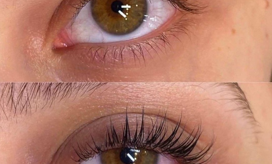 Image 4: Korean Lash Lift or Ultimate Eye Frame with Tint & Brow Combo