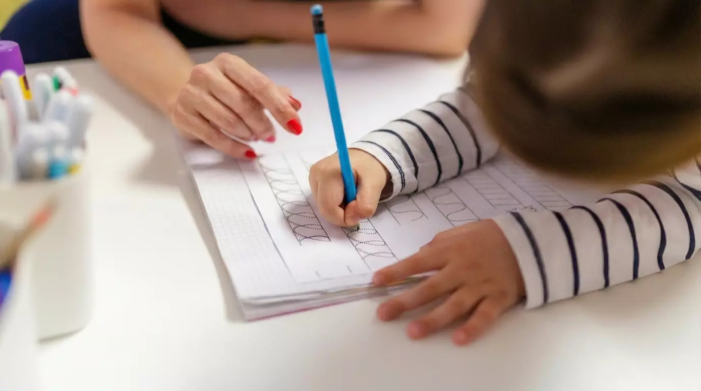 Kurs online: rozwój motoryki, grafomotoryki i nowoczesna pedagogika