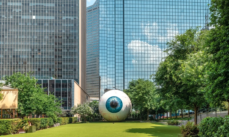 Image 8: Dallas Highlights & JFK Bus Tour – TopView Sightseeing