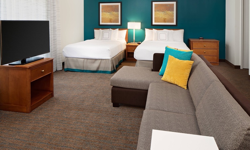 Image 20: Harrisburg Suites near Hersheypark with Free Breakfast