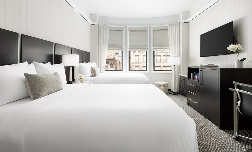 Image 21: Midtown NYC Hotel near Empire State Building