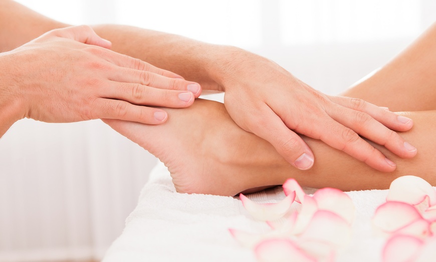 Image 4: Up to 30% Off on Hot Stone Massage at Sculpting By Lady M