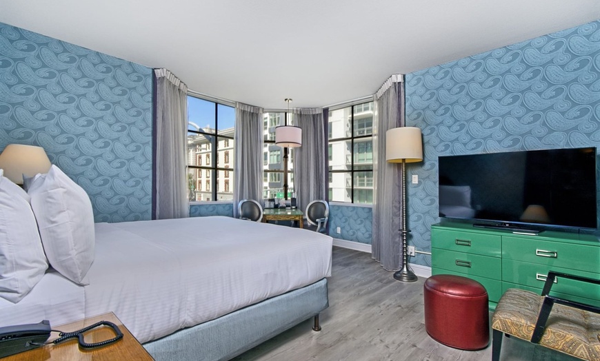 Image 11: Boutique Hotel in San Francisco SoMa with Rooftop Pool