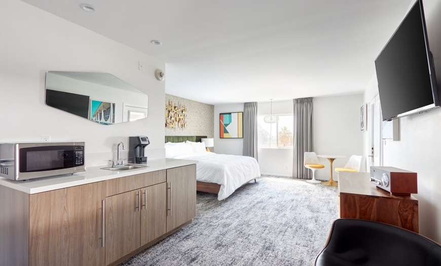 Image 22: Adults-Only Palm Springs Hotel with Pool