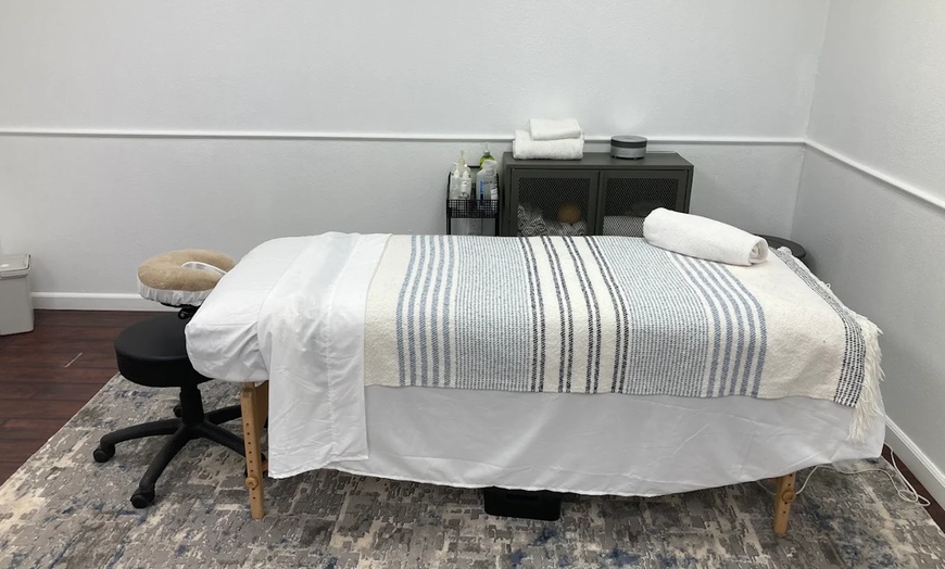 Image 5: Deep Tissue, Swedish & Prenatal Massages | Garden Oaks Massage