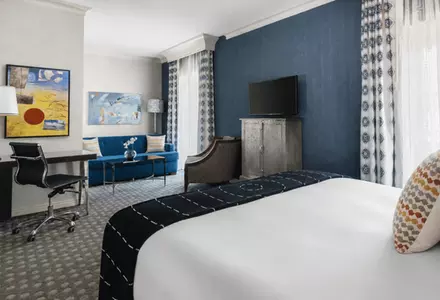 Deluxe King Room