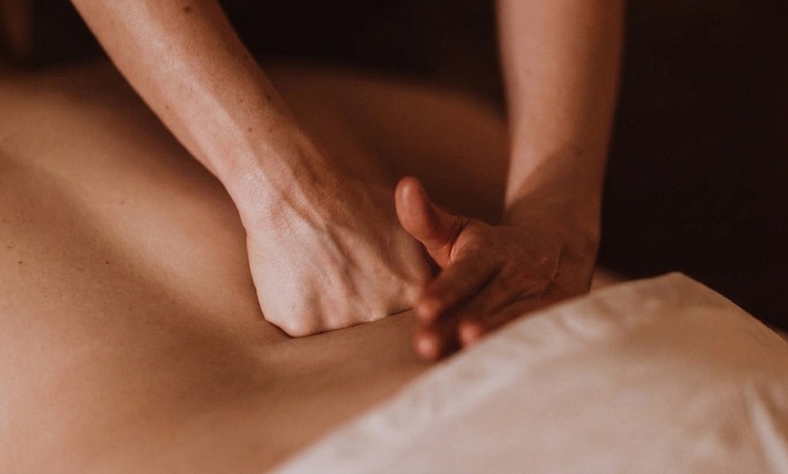 Image 3: 60-Min Custom Massage Session
