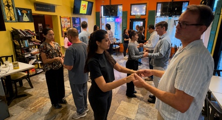 Salsa for Beginners: 3 Consecutive Mondays - Salsa Eddy