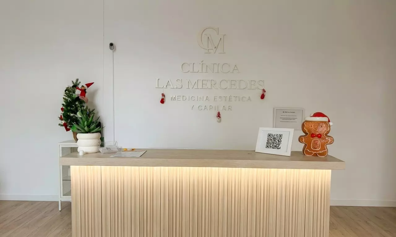 Limpieza facial profunda con punta de diamante o radiofrecuencia