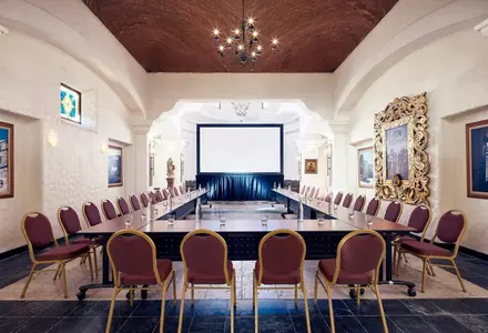 Business center and meeting rooms