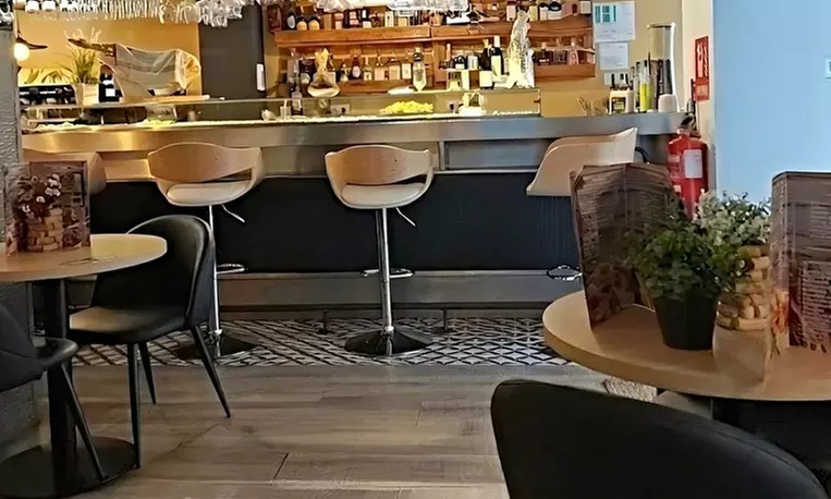 Menú Cachopo o Parrillada para 2 o 4 personas