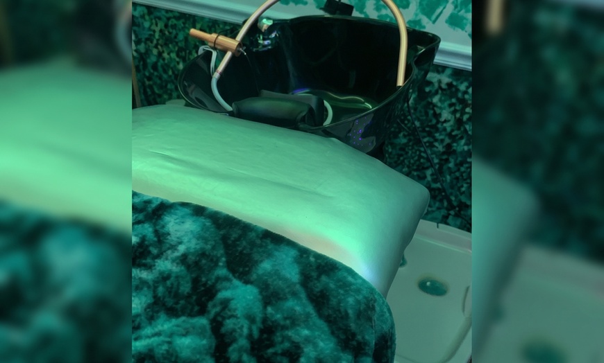 Image 4: Rejuvenating Head Spa & Scalp Massage Sessions