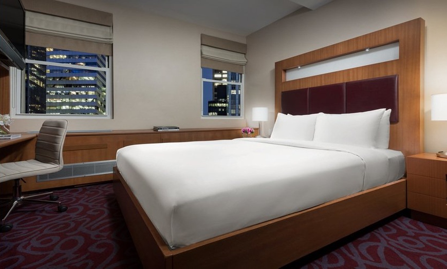 Image 14: Midtown East NYC Hotel near Central Park
