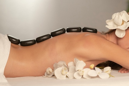 50-Minutes Relaxing Body Massage with Hot Stone and Hot Towel - Q And L Wellness Spa