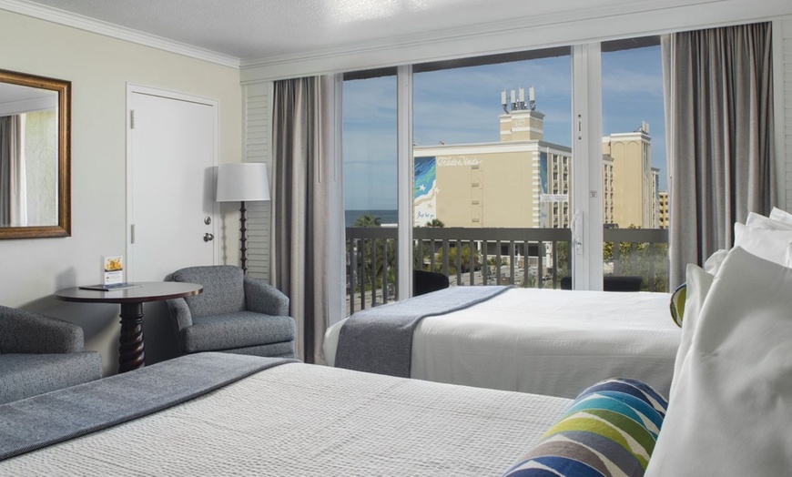 Image 33: St. Pete Beach Resort with Water Park and Gulf Views