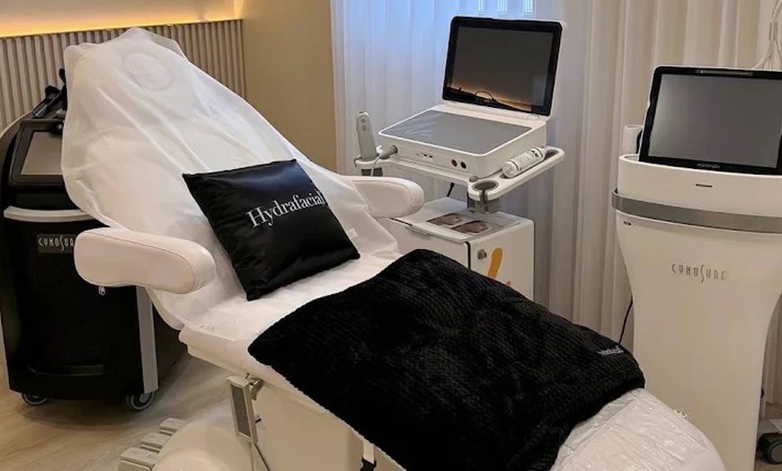 Image 4: Up to 40 Units of Botox for Select Areas