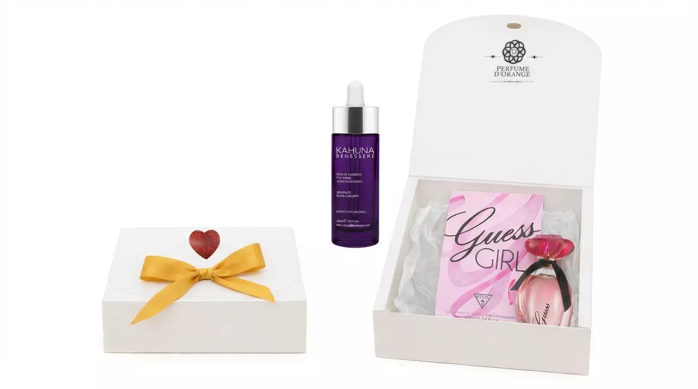 Caja regalo con fragancia "Girl" 100 ml de Guess y sérum antiedad - Primary Image