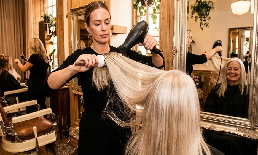 Image 4: Transform Your Hair with Straightening Treatments