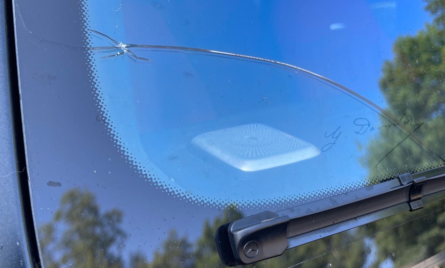 Image 4: Windshield Replacement Voucher in Philadelphia with Safe Auto Glass
