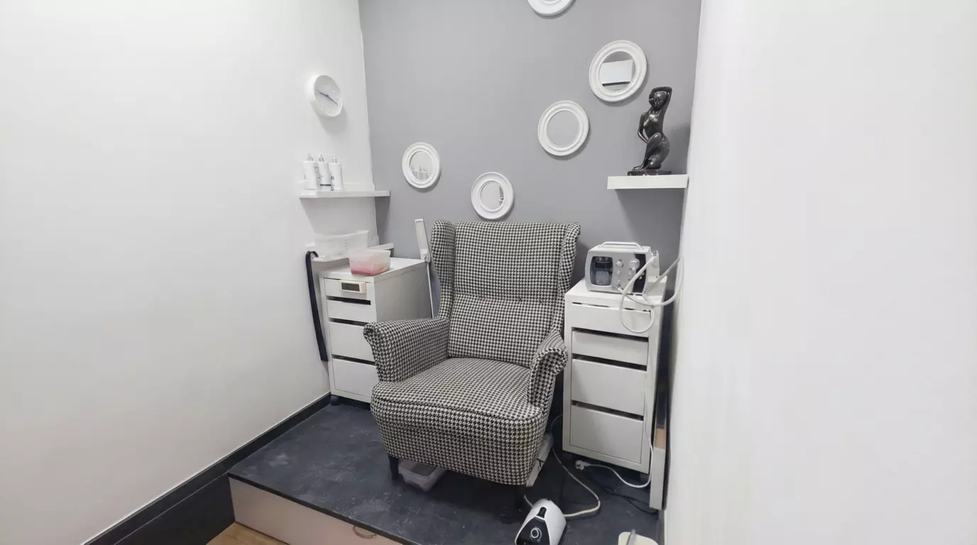 Zabieg diamentowy Glow lub bankietowo-caviorowy