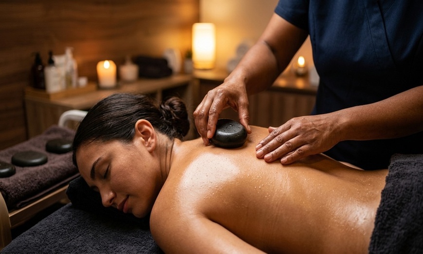 Image 2: 60, 90 or 120-Minute Couple Massage with Hot Stone and Essential Oil