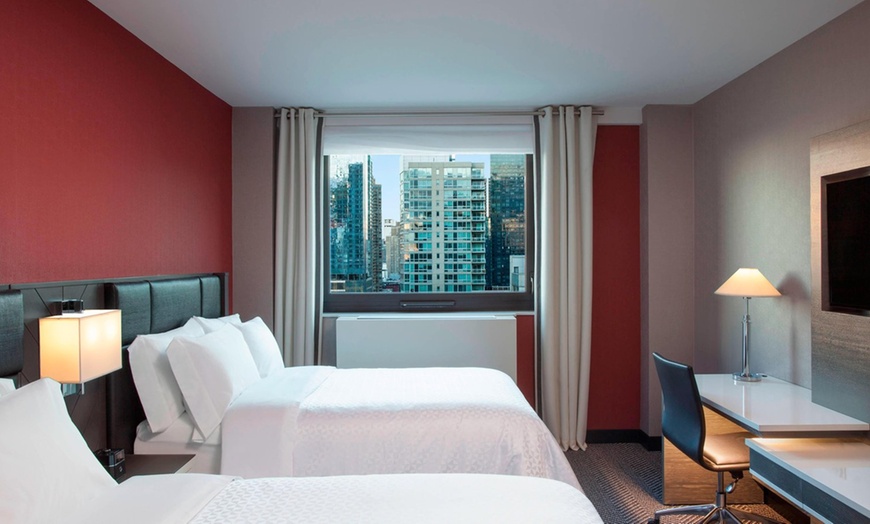 Image 19: Manhattan Midtown West Hotel near Hudson Yards