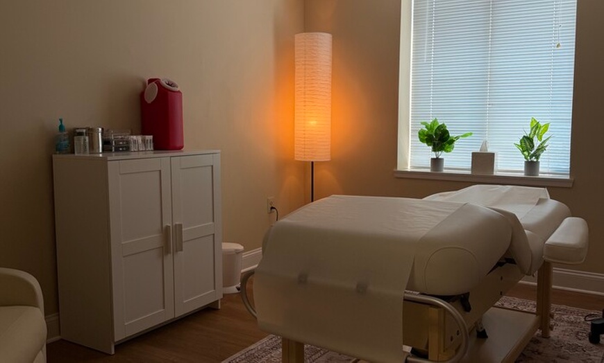 Image 6: Non-Invasive Trifecta Light Sessions for Body Slimming & Fat Reduction
