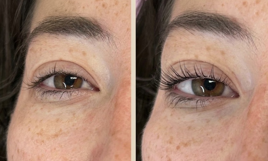 Image 6: Eyelash Extensions for a Fuller Look