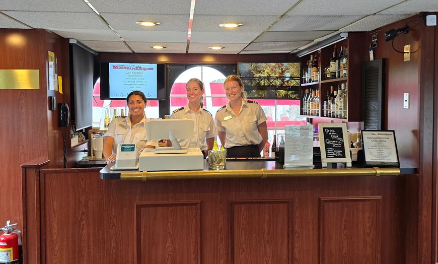 Image 10: Mississippi River Cruises: Dining/Sightseeing on the Minneapolis Queen
