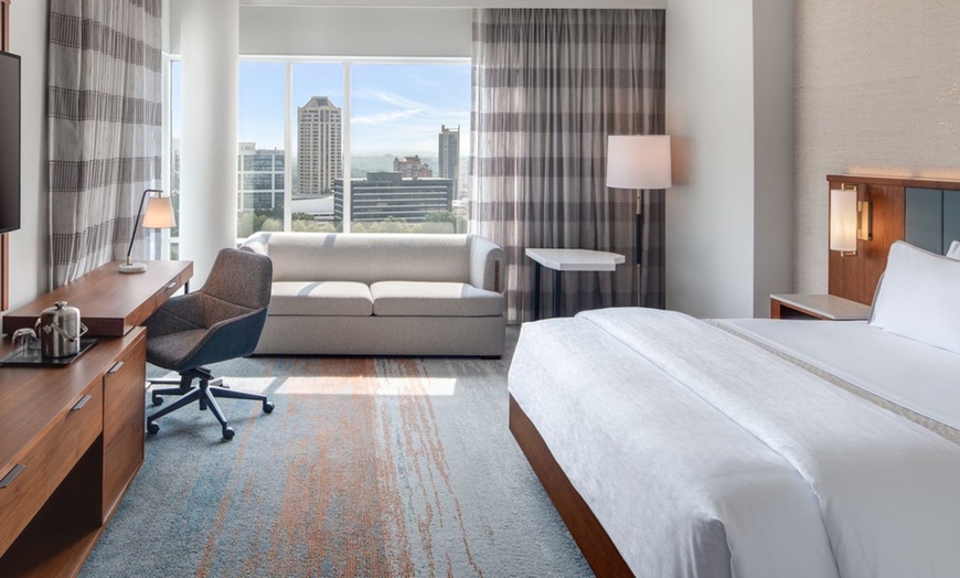 Image 13: Buckhead Atlanta Hotel near Lenox Square with Indoor Pool