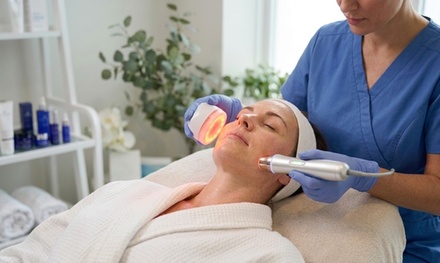 One 60 Minute Lymphatic Facial with LED Treatment - Extravagant Pampering