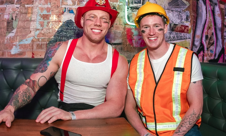 Image 3: Explore Chicago's Halloween Bar Crawl with VIP Deals