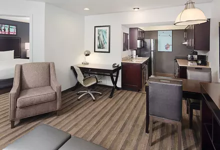 One-Bedroom King Suite