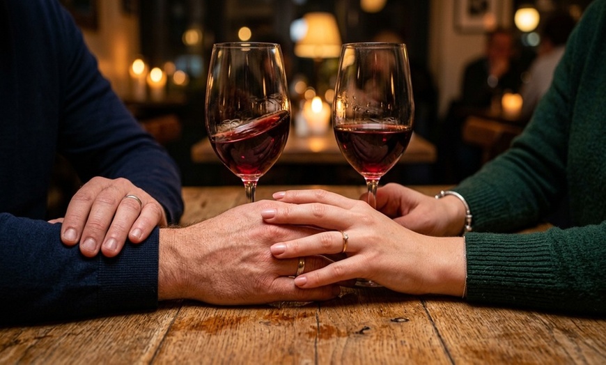 Image 7: Wine-tasting package for two with six samples and snacks