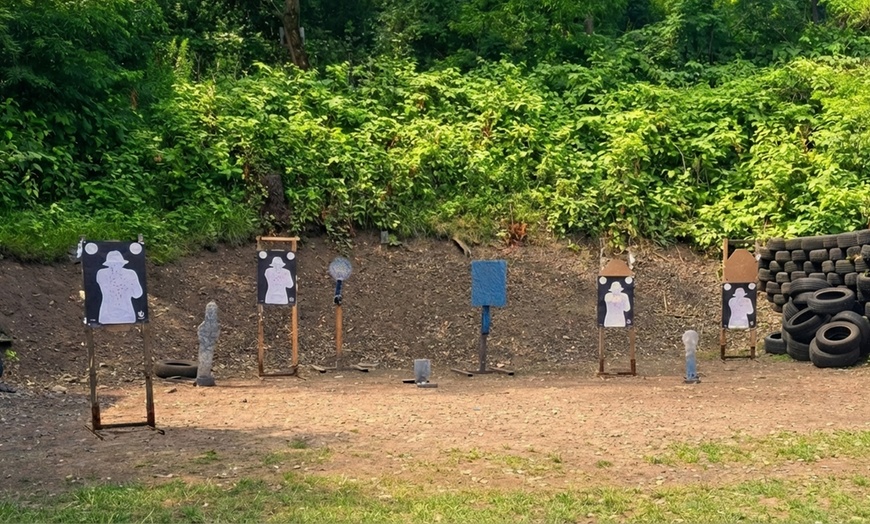 Image 3: Wejście na strzelnicę z opieką instruktorów: 3 pakiety strzeleckie