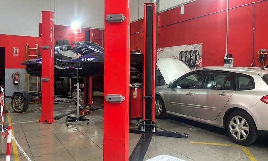 Image 4: Cambio de aceite a elegir y de filtro de aceite y aire con revisión