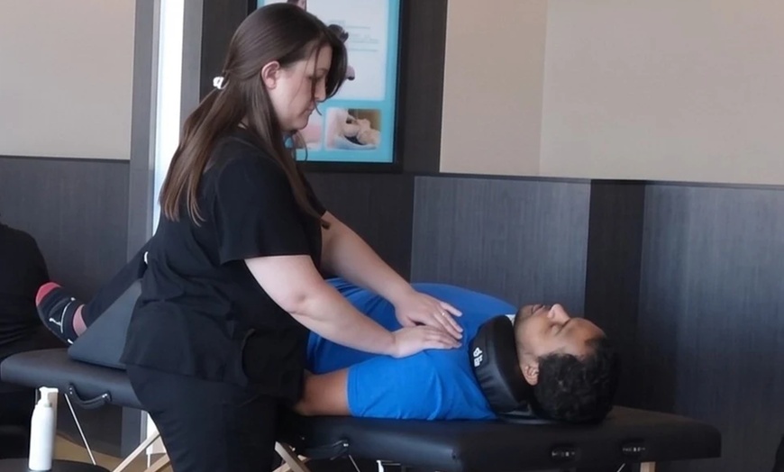 Image 13: Relaxing Massage & Oxygen Bar Journeys