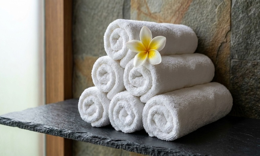 Image 2: Revitalize with a Lymphatic Drainage Massage or Lymphatic Facial Massage at Queen Beauty Studio