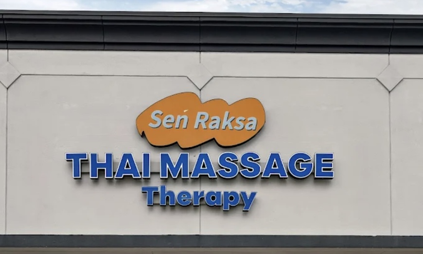 Image 6: Massages for 1 or 2 with Optional Hot Pink Salt Stones 