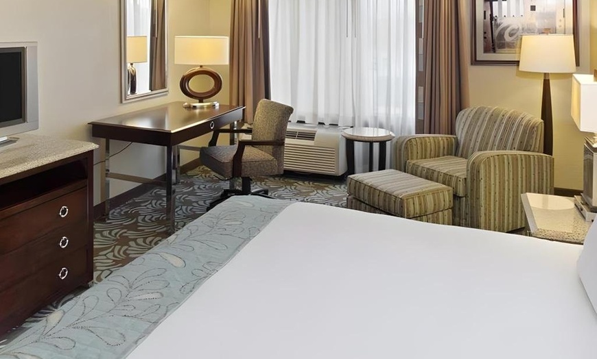 Image 23: Augusta Hotel with Pool near Augusta National Golf Club