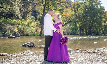 30 min Engagement Photo Session with Image Gallery To Choose From - Phang Photography