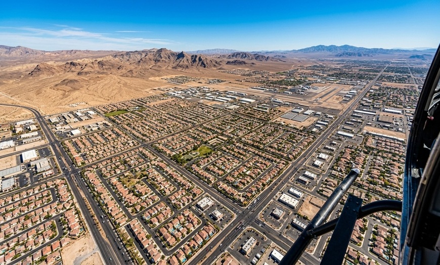 Image 4: Vegas' ONLY "Doors Off" Helicopter Ride Experience!!