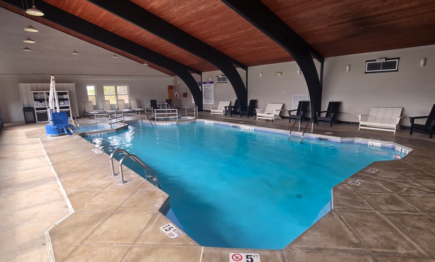Image 20: Member-Only Deal: Dutch Wonderland Inn in Lancaster –Family-Friendly 