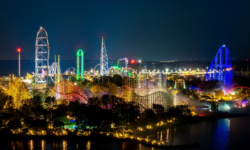 Image 3: Perfect Getaway with Pool, Splash Pad & Early Entry to Cedar Point