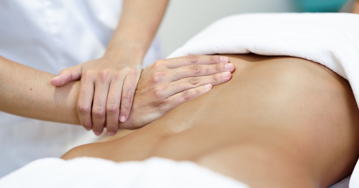 Masaje drenante reductor con presoterapia en Valencia