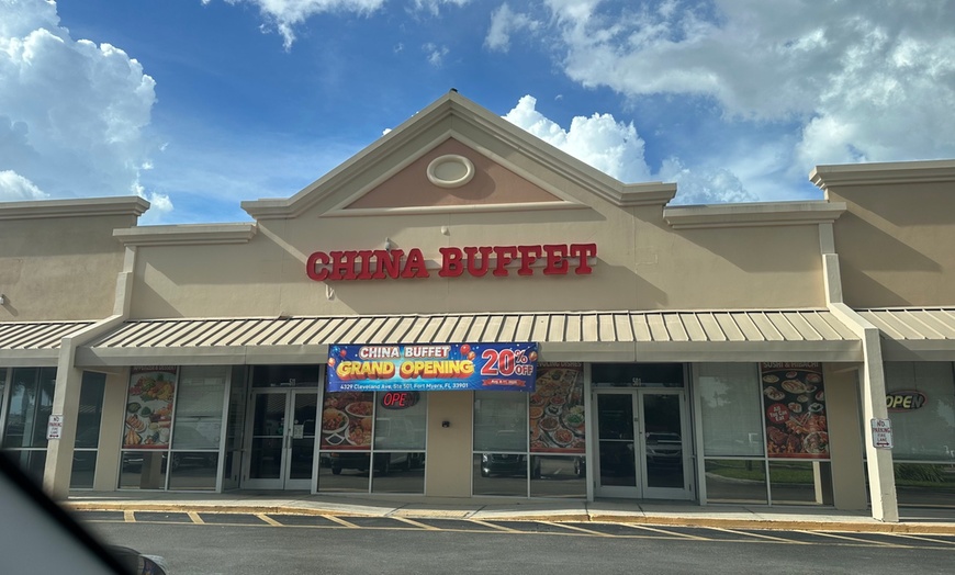 Image 3: Experience All You Can Eat Chinese Cuisine in Fargo