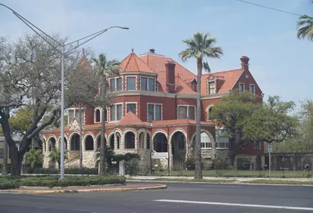 Moody Mansion